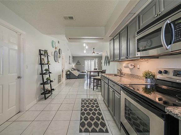 3rd image of 107 Birmingham Dr