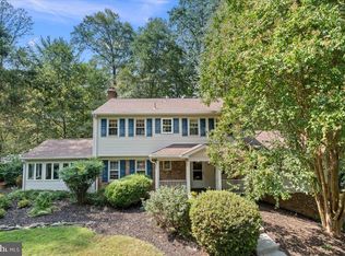 12421 Henderson Rd, Clifton, VA 20124