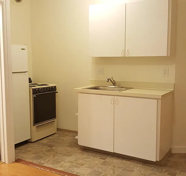 Madison Court — Photo 18