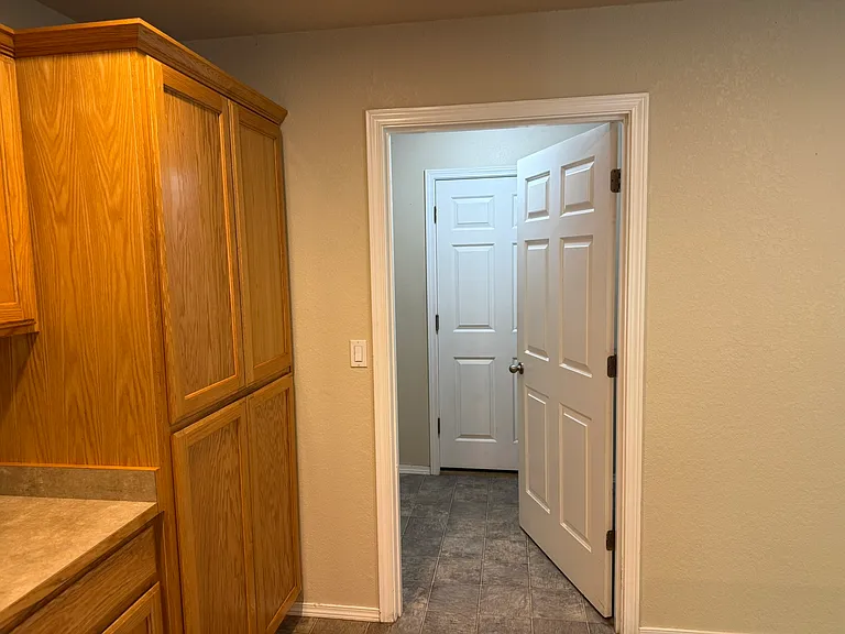 1672 SW Waterstone Dr — Photo 6