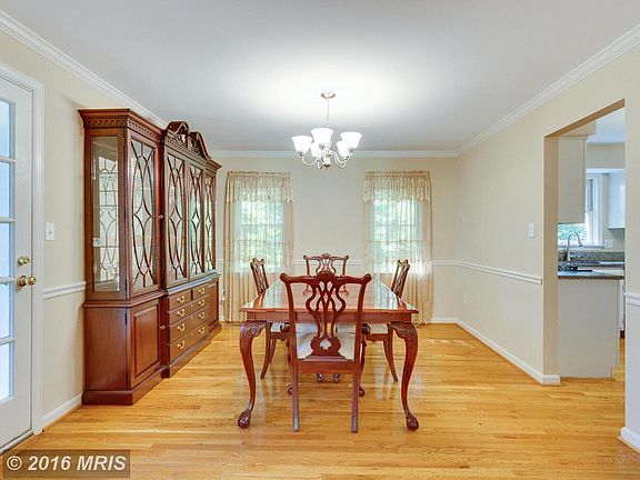 5th image of 5103 Firethorne Ct