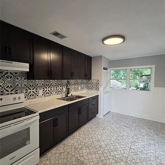 16 S Primrose Dr — Photo 11