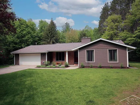 2825 N Eastman Rd, Midland, MI 48642