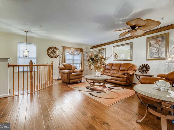 5th image of 4126 Brown Bark Cir