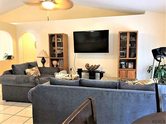 4th image of 261 Parkview Dr