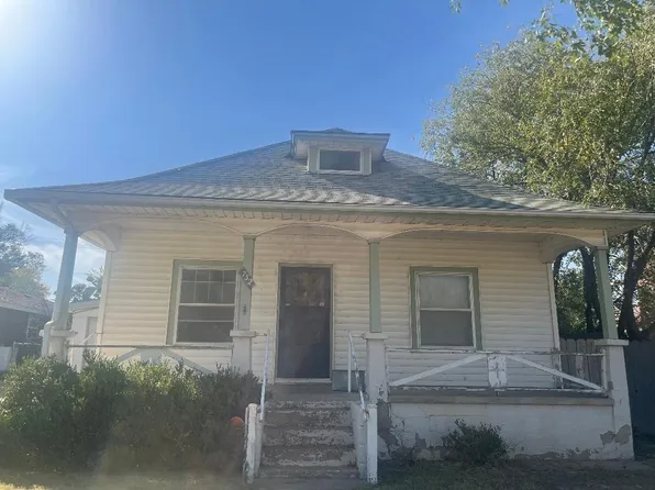 732 N Grant Ave, Liberal, KS 67901