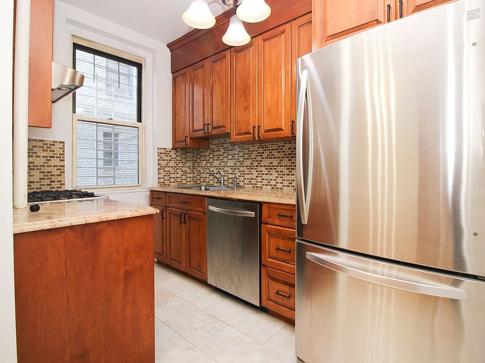 1st image of 2168 35th St APT 1C