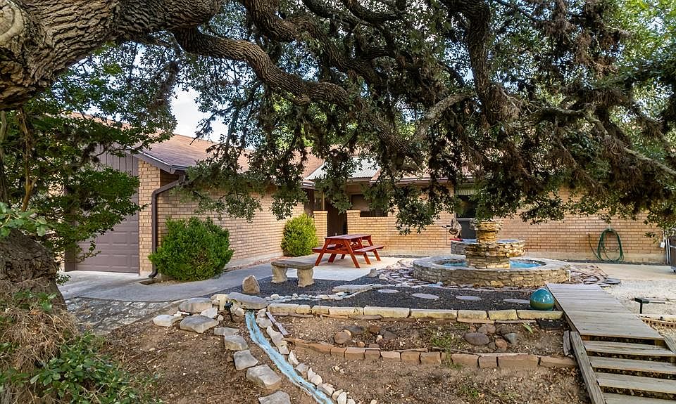1st image of 358 Kerrville Country Dr