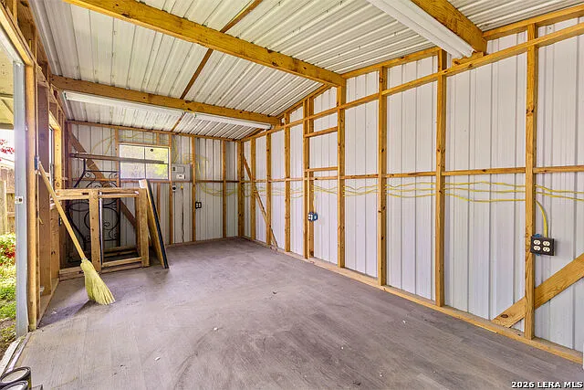 9915 Sandlet Trl — Photo 26