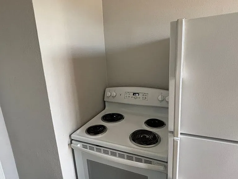2238 E Taylor St — Photo 18