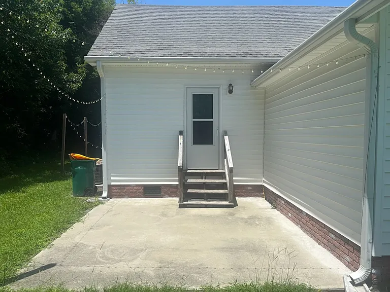 3916 Middle St — Photo 12