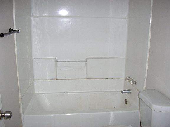 2nd image of 1631 Sharon Dr