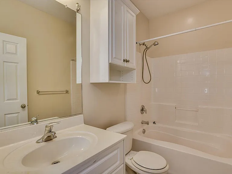 538 Midland Pass — Photo 14