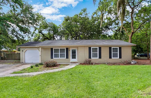 201 Whittington Dr Photo 1