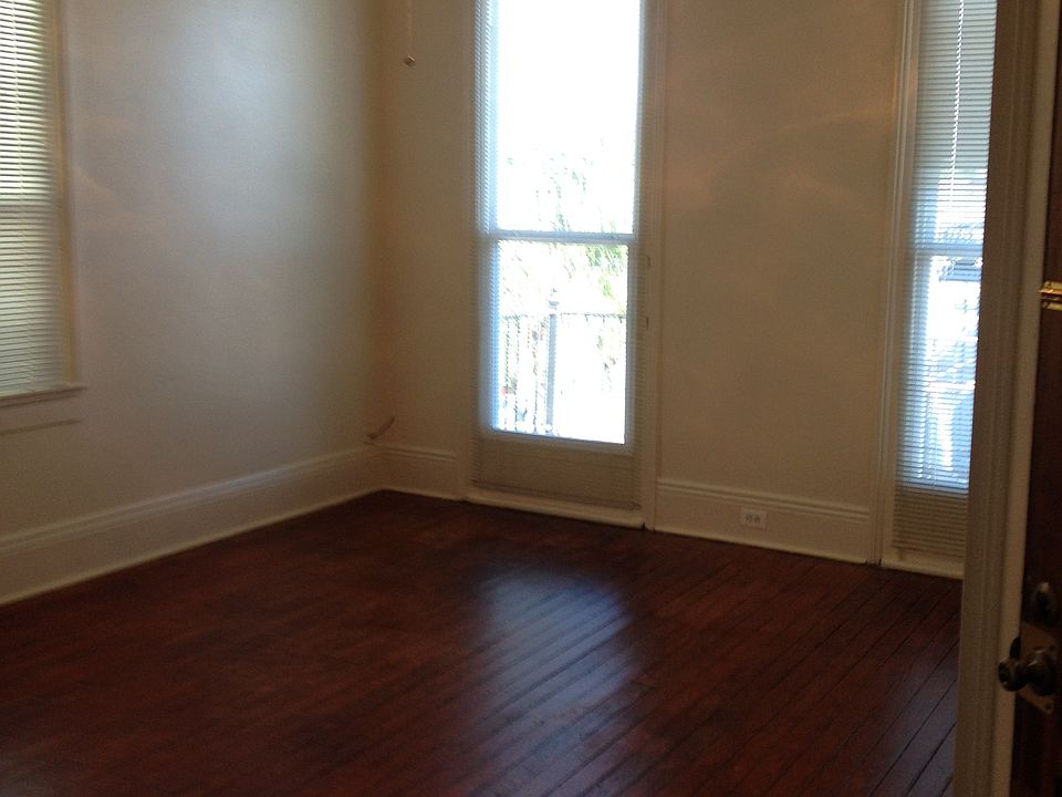 1st image of 808 1/2 Valmont St
