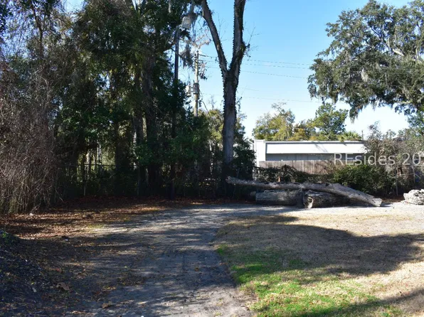 10 Carroll Ct, Bluffton, SC 29910