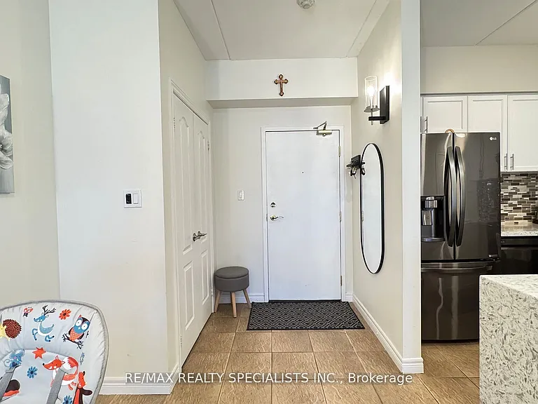4016 Kilmer Dr #112 — Photo 9