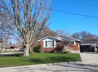 189 Hincks St, Goderich, ON N7A3C9