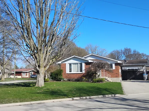 189 Hincks St, Goderich, ON N7A 3C9