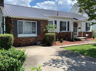 352 17th St, Dunbar, WV 25064