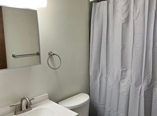855 E St APT 3, Conroy, IA 52220