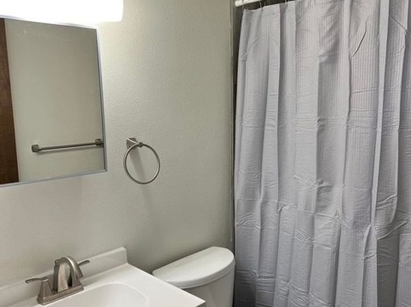 855 E St APT 3