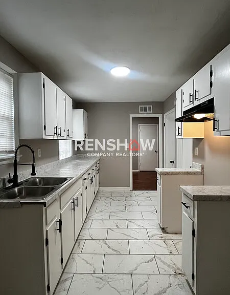 2310 Theda Ave — Photo 12