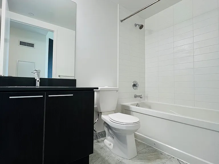 10 Park Lawn Rd #4204 — Photo 11