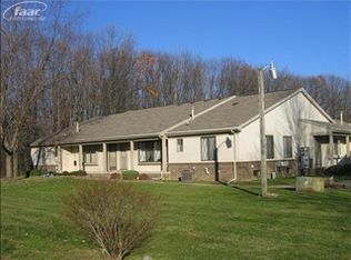 1464 Leisure Dr, Flint, MI 48507