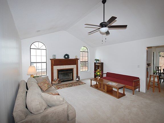 4th image of 488 Creekwalk Cir