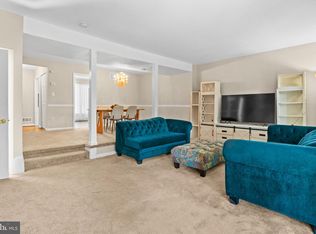11 Strabane Ct, Baltimore, MD 21234