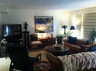 391 Chatham Cir, Warwick, RI 02886