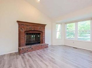 3671 Bostons Farm Dr, Bridgeton, MO 63044