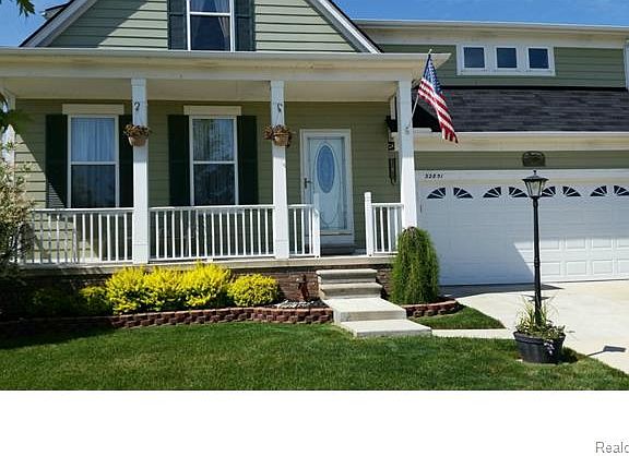 5th image of 32851 Fairgrove St