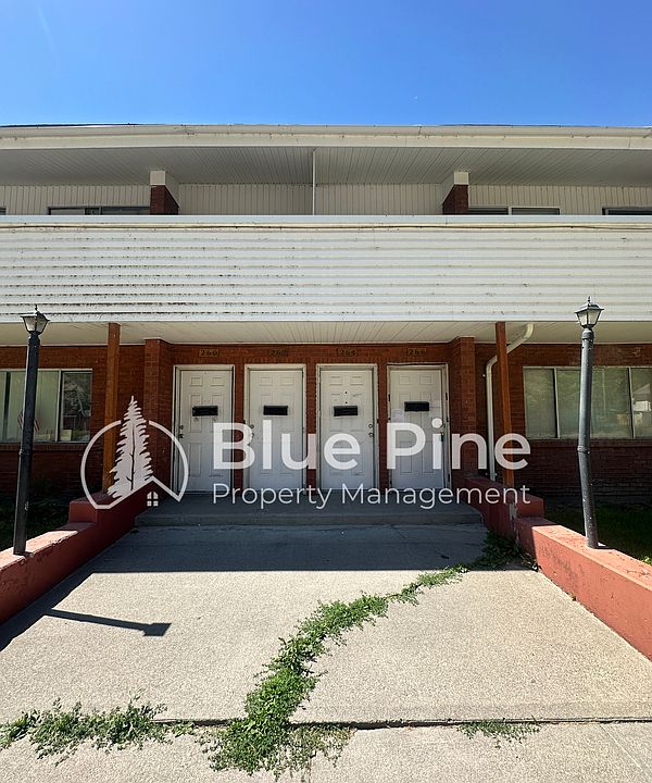1st image of 266 Pine St