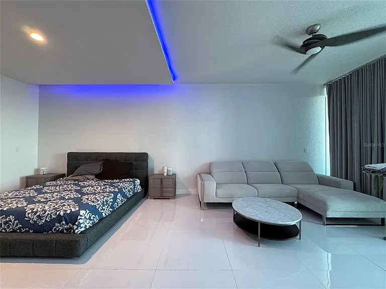 150 E Robinson St #29B — Photo 34