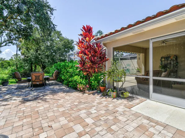 8256 SE Paurotis Lane, Hobe Sound, FL 33455