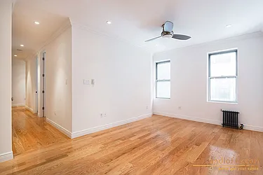 Rented by aptsandlofts.com