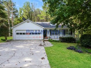 1738 Wynfield Ln, Auburn, GA