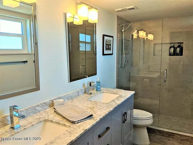 55 N 4th St #401 — Photo 13