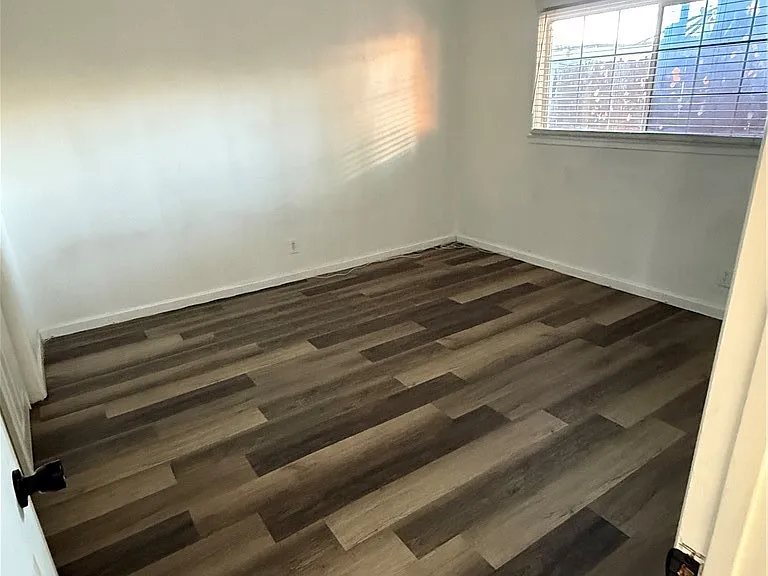 645 Euclid Ave — Photo 11