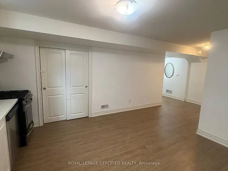 14 Overholt Dr #BASEMENT — Photo 5