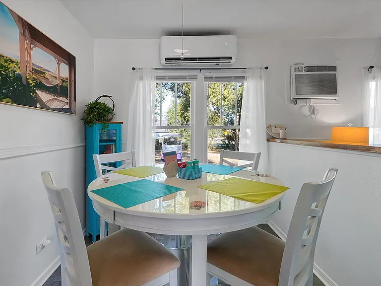 220 Avocado Ave — Photo 6