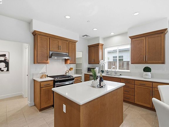 3rd image of 8553 Schooner Way