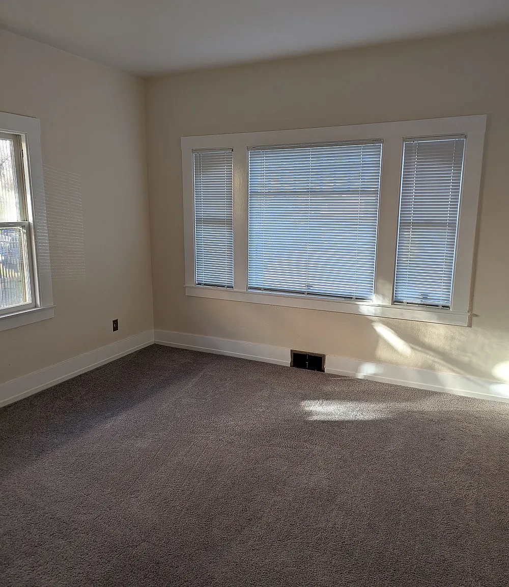 3 bed, $2,525 — Photo 4