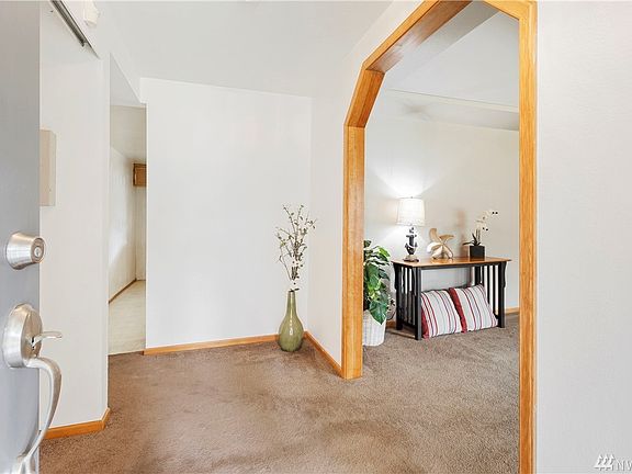 2nd image of 10819 Deepwood Dr SW