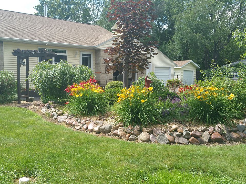 Front Flower bed 