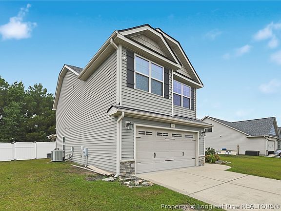 4th image of 578 Collinwood Dr