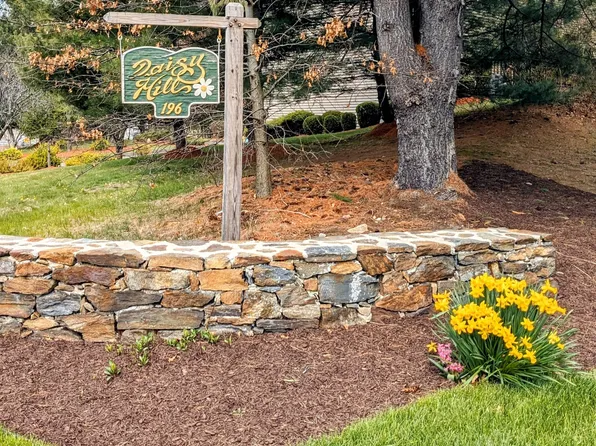 196 New Haven Avenue #218, Derby, CT 06418