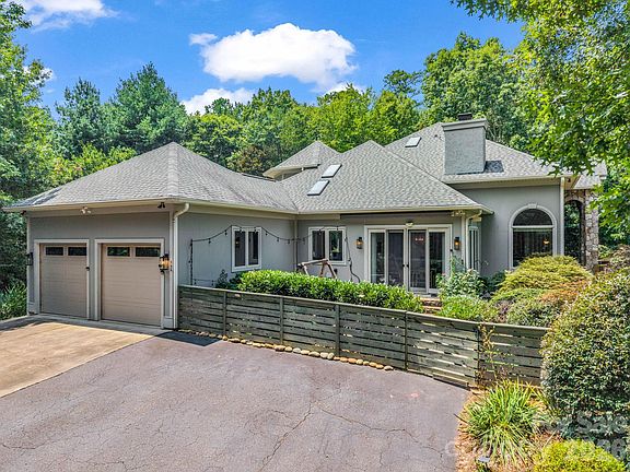 2nd image of 556 Quail Ridge Blvd